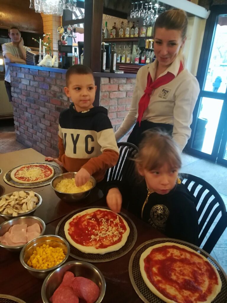 Wyjście do pizzerii
