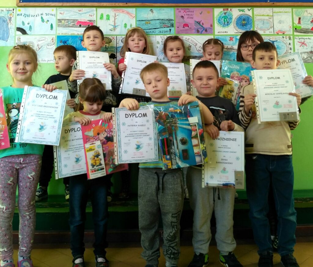 Rozstrzygnięcie Szkolnego Konkursu Plastycznego „BEZPIECZNE ZABAWY ZIMOWE”