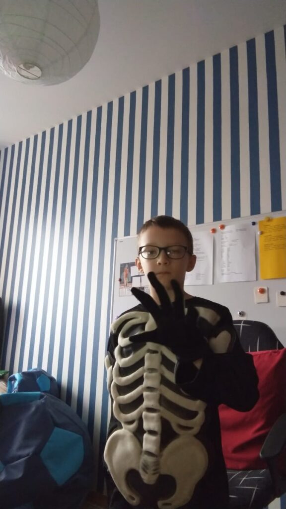 Andrzejki online w klasie 1a