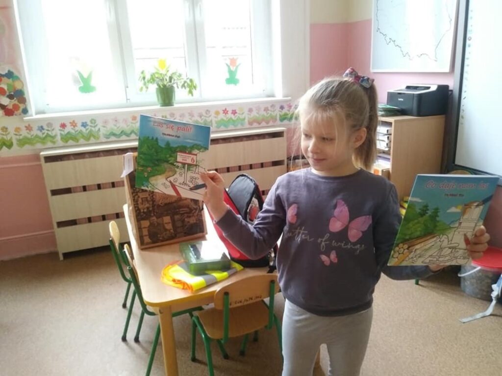 Konkurs plastyczny: Ekosystem lasu w oczach dziecka