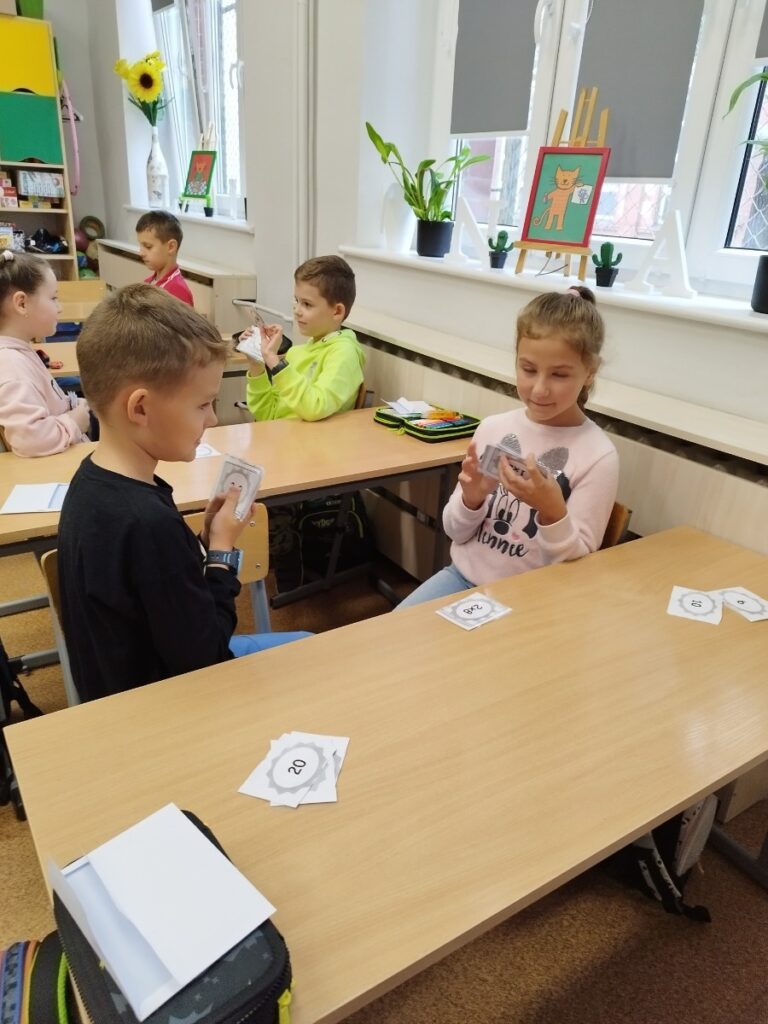 Zabawy z tabliczką mnożenia