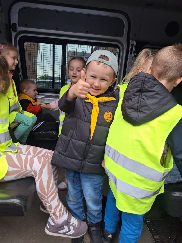 Przedszkolaki odwiedzają Policję
