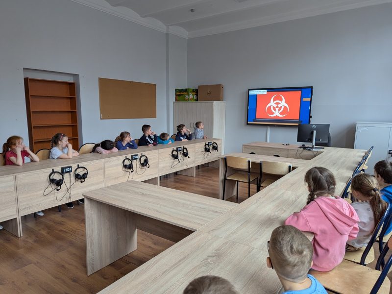 Nowa sala informatyczno-językowa w użyciu!