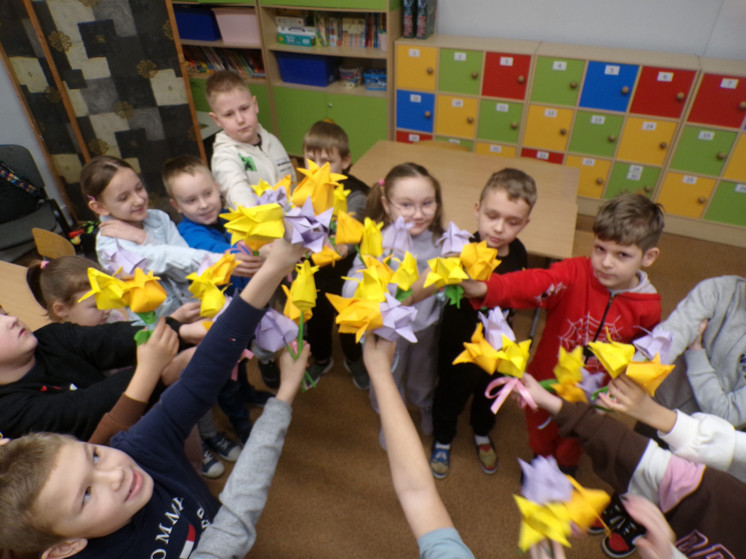 „RazemNieSami” – warsztaty plastyczne klasy 1a i 2b