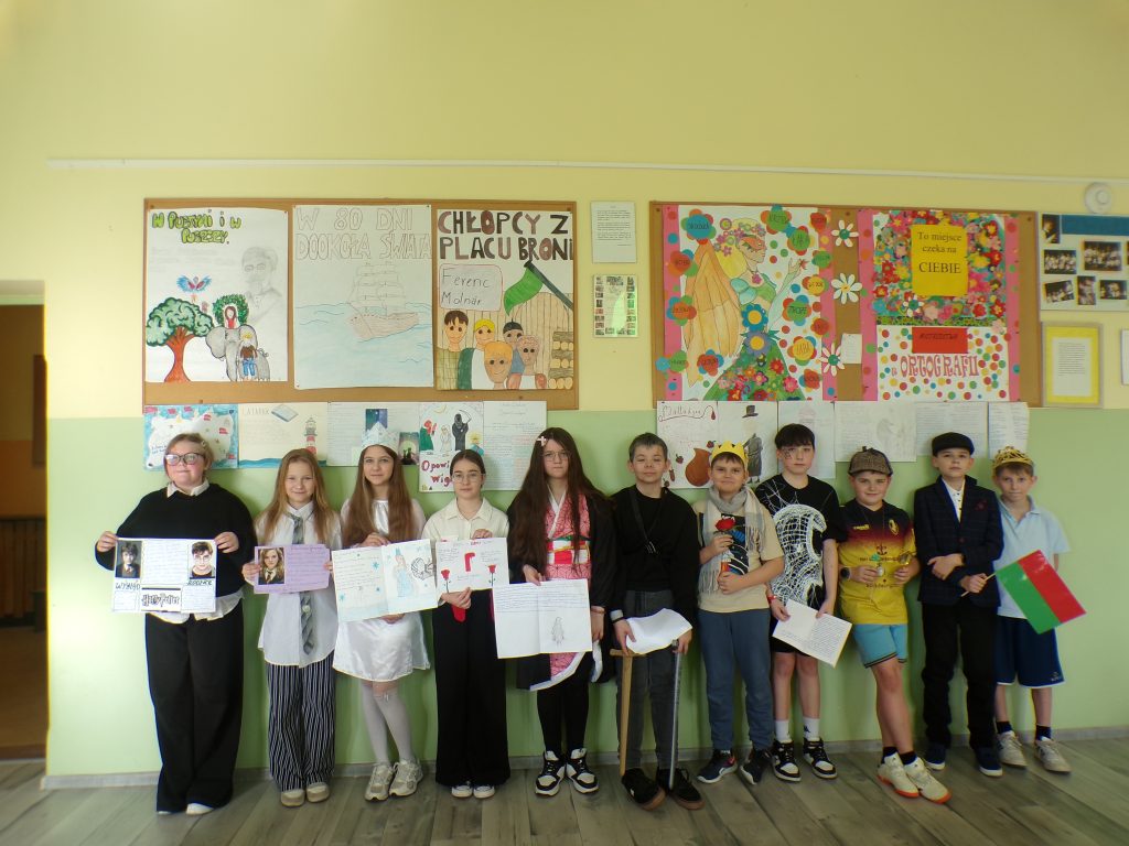 Sensacja na lekcji polskiego w 5A – bohaterowie książek w szkolnych ławkach!