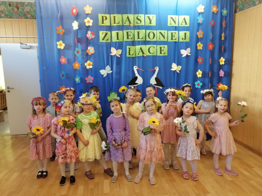 „Pląsy na Zielonej Łące” – Przegląd taneczny w PP80