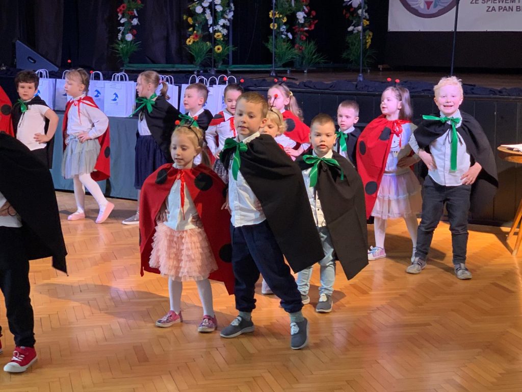 XV Miejski Przegląd Twórczości Przedszkolnej ,, ZE ŚPIEWEM I TAŃCEM ZA PAN BRAT”