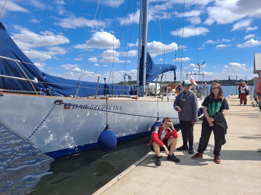 ⚓ Inauguracja sezonu żeglarskiego 2026 na przystani jachtowej Pałacu Młodzieży za nami!