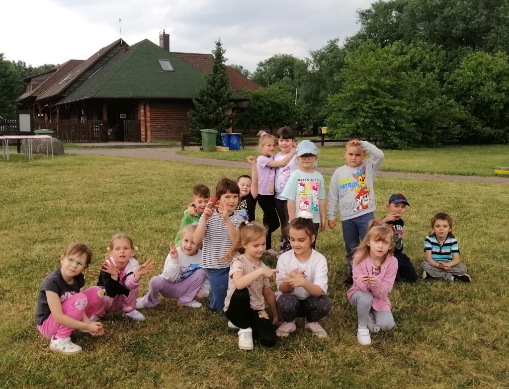 Wycieczka przedszkolna do Folwarku Podkowa